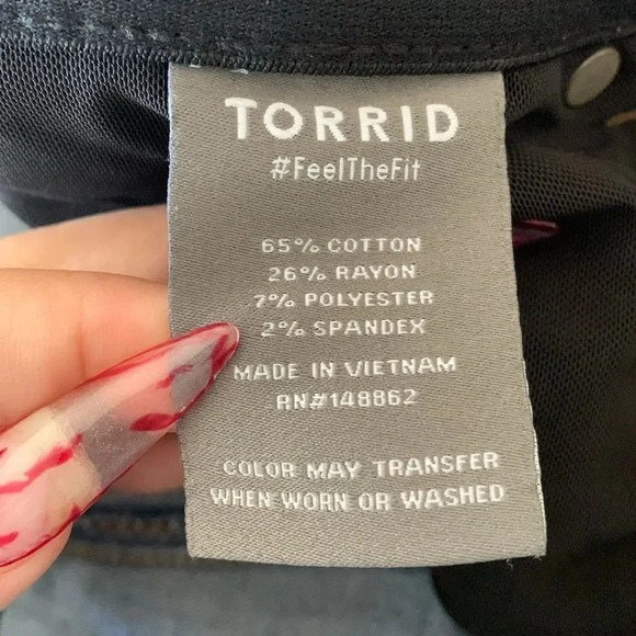 Torrid Bombshell Skinny Premium Stretch Jeans - Picture 6 of 7